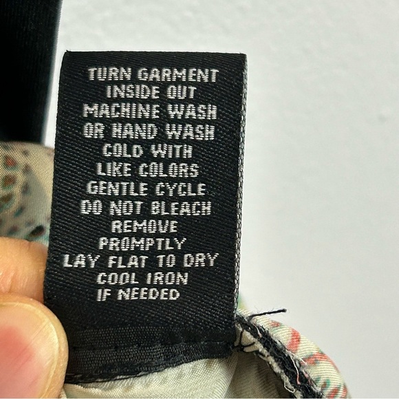 Zac & Rachel Floral Print Women's Top - Green and Black Size Large - Picture 8 of 8